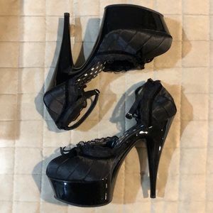 Pleaser Delight Platform Heel